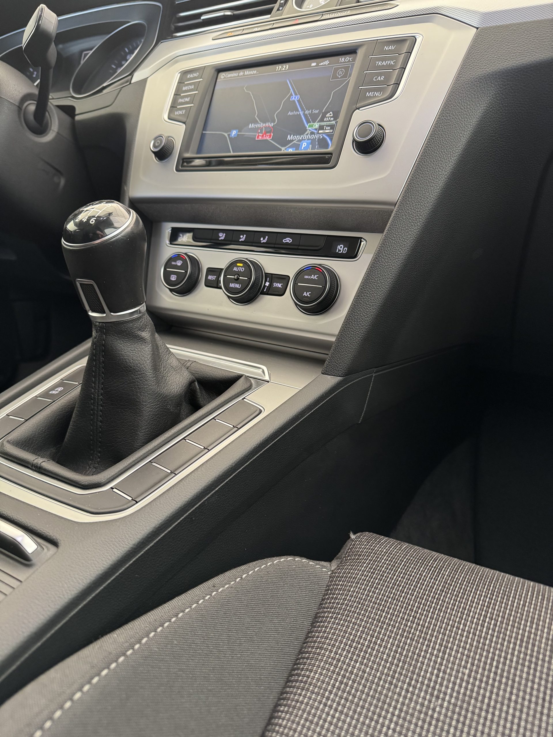 VOLKSWAGEN PASSAT 2.0 TDI 150Cv