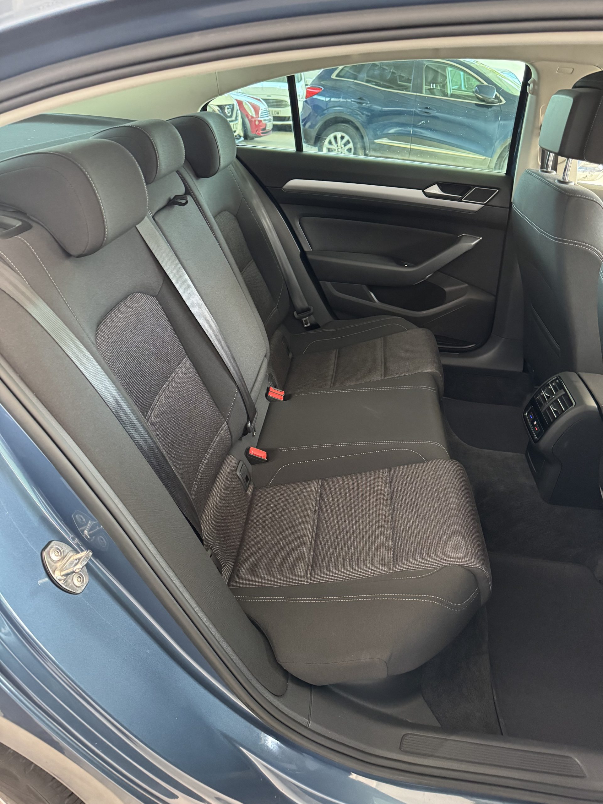 VOLKSWAGEN PASSAT 2.0 TDI 150Cv