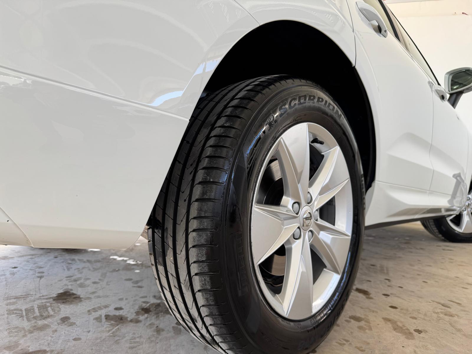 VOLVO XC60 MHEV B4 197CV Aut Híbrido / Diesel “ECO”