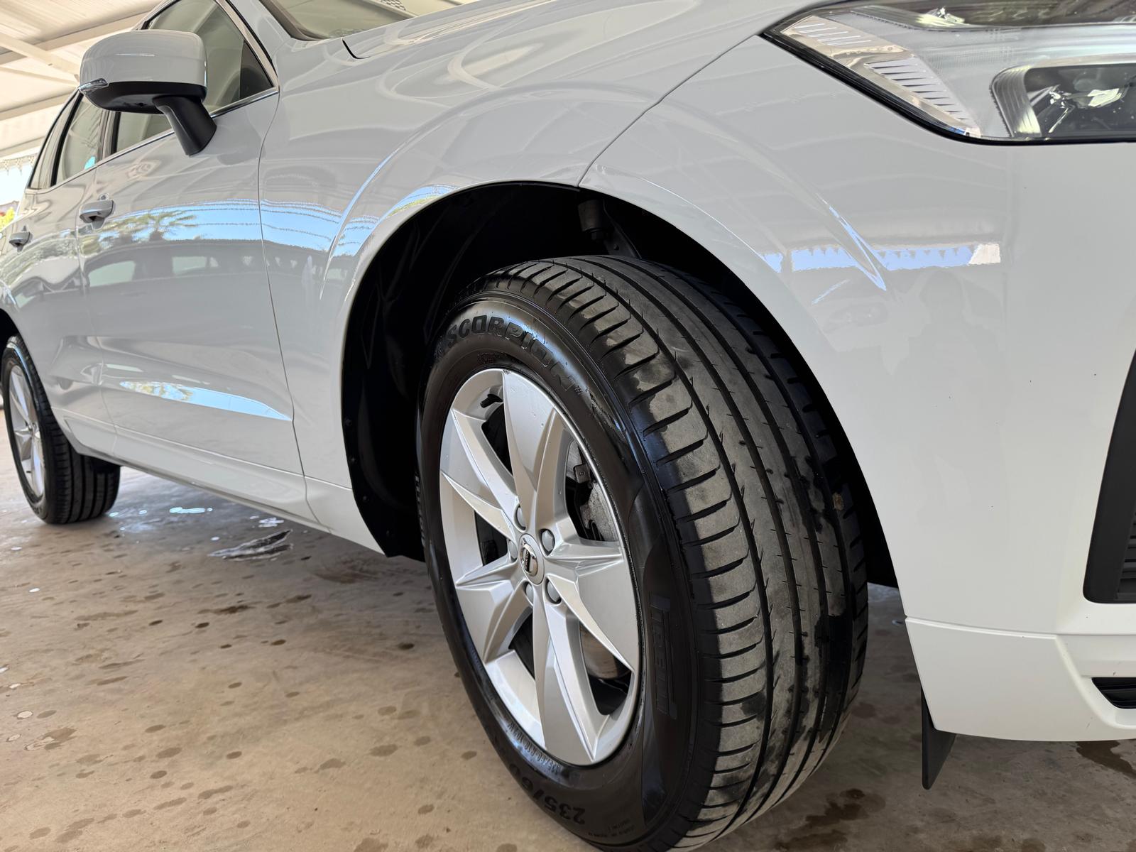 VOLVO XC60 MHEV B4 197CV Aut Híbrido / Diesel “ECO”