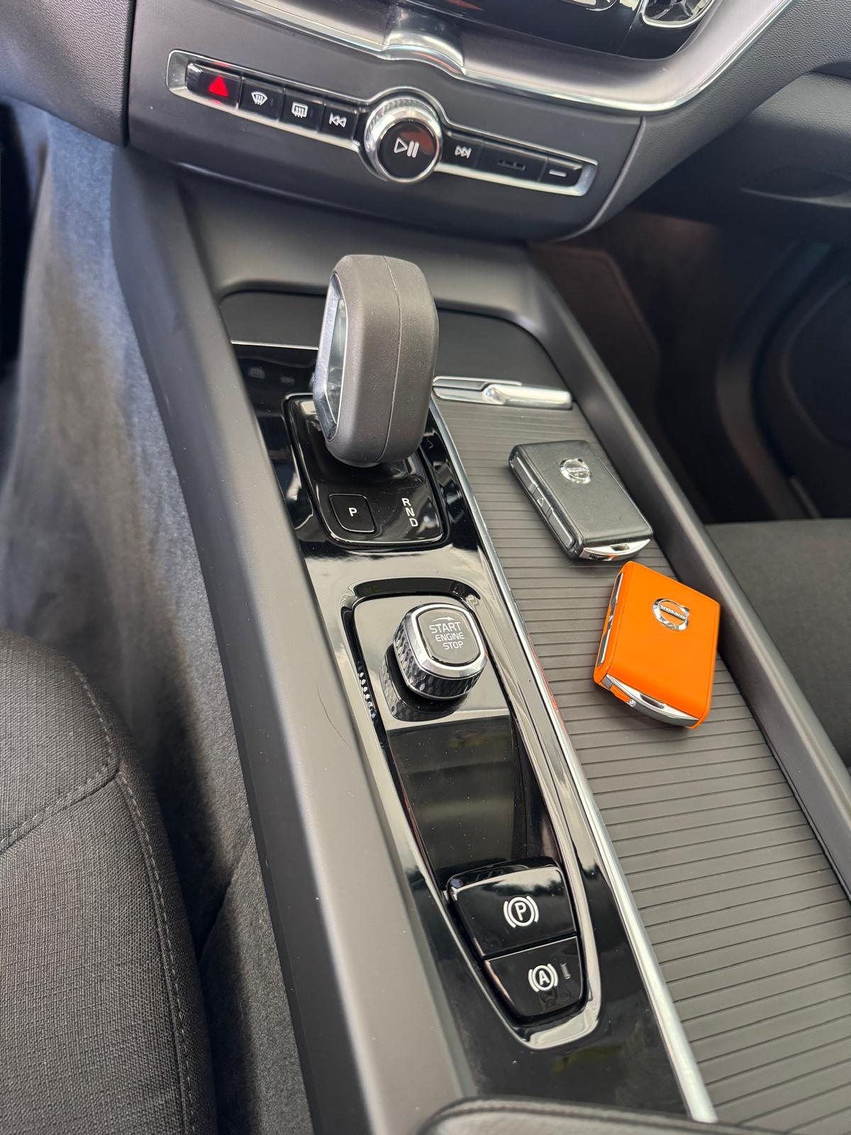 VOLVO XC60 MHEV B4 197CV Aut Híbrido / Diesel “ECO”