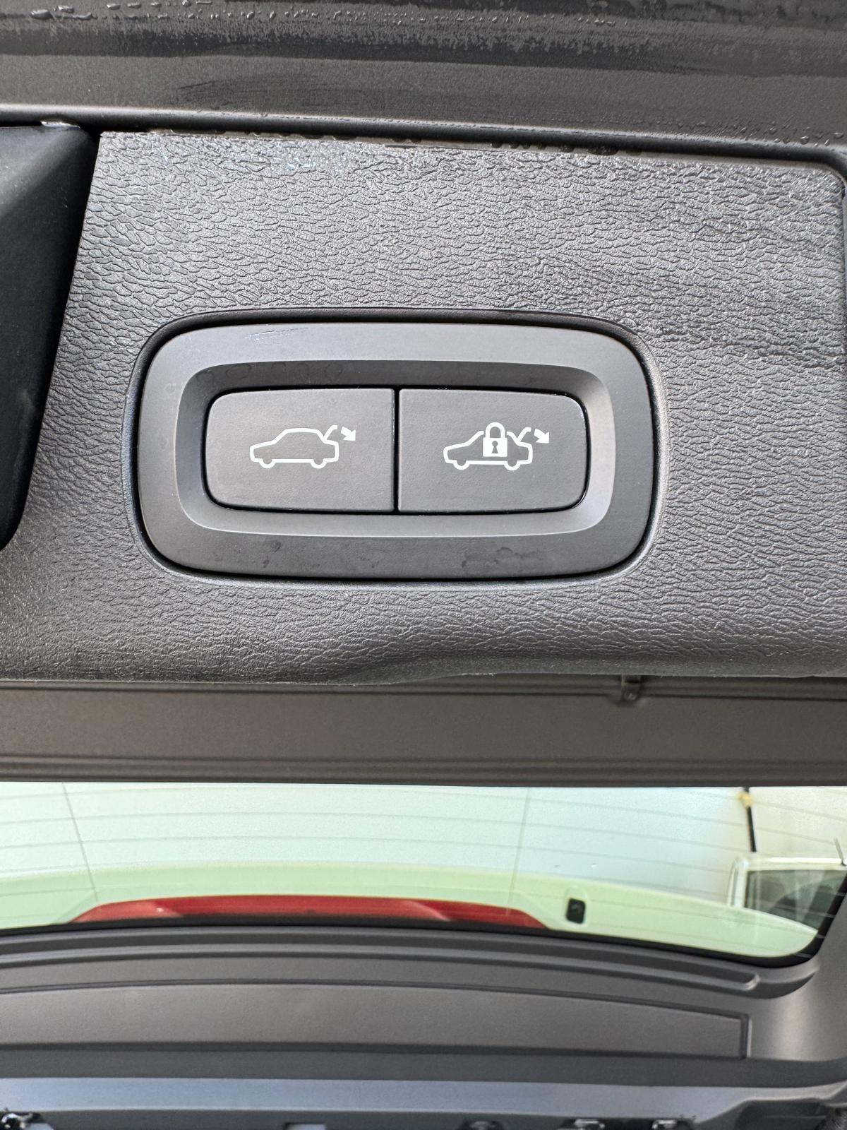 VOLVO XC60 MHEV B4 197CV Aut Híbrido / Diesel “ECO”