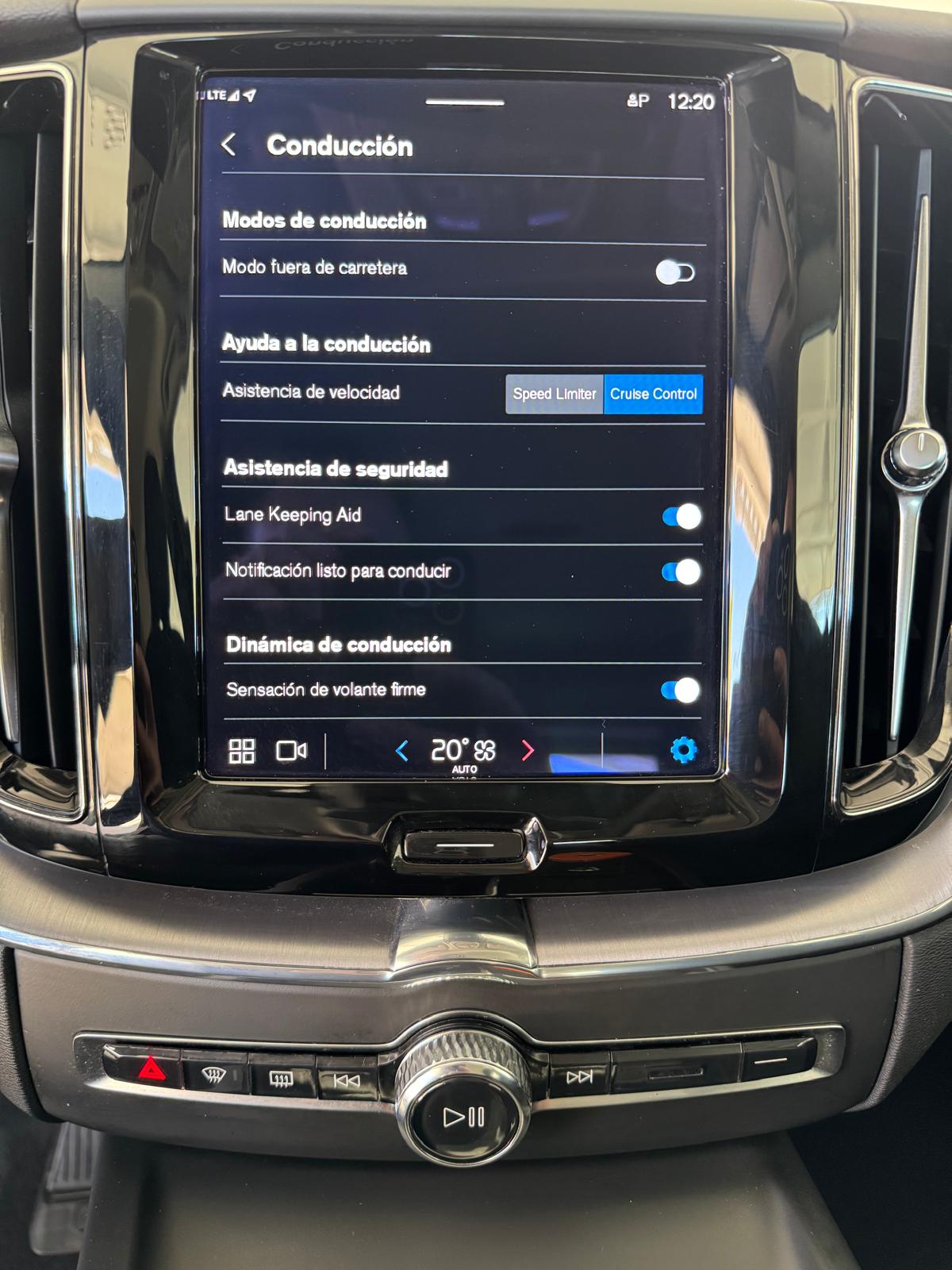 VOLVO XC60 MHEV B4 197CV Aut Híbrido / Diesel “ECO”