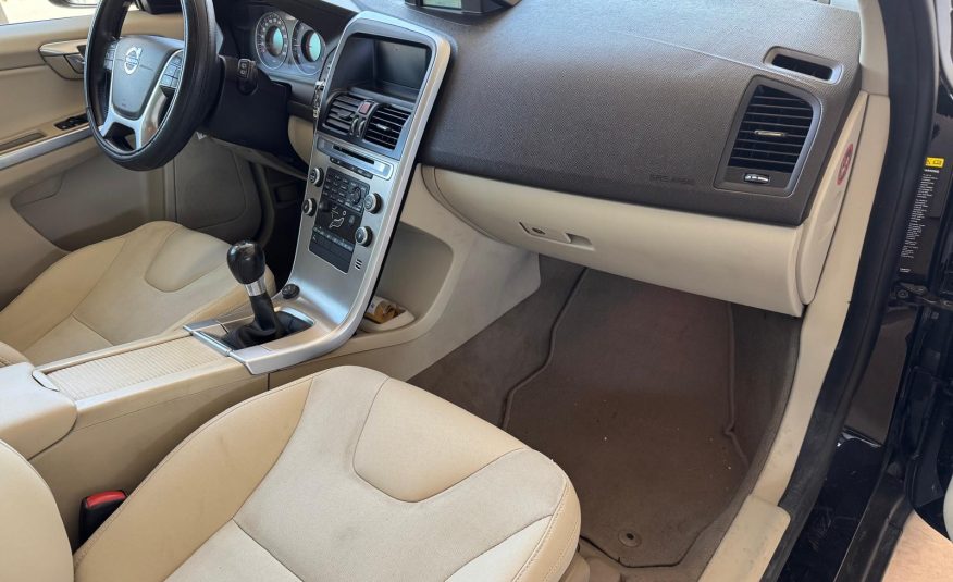 VOLVO XC60 2.4 D4 175Cv