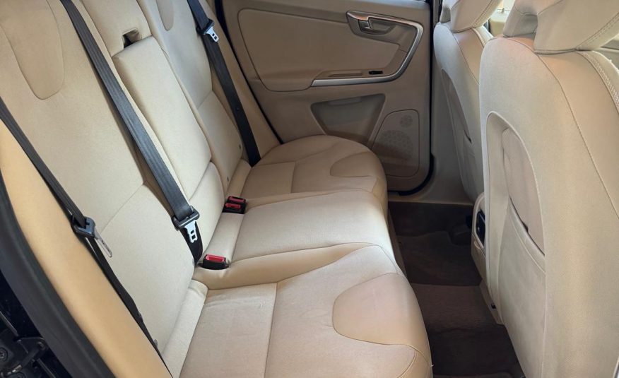 VOLVO XC60 2.4 D4 175Cv