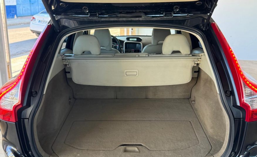 VOLVO XC60 2.4 D4 175Cv