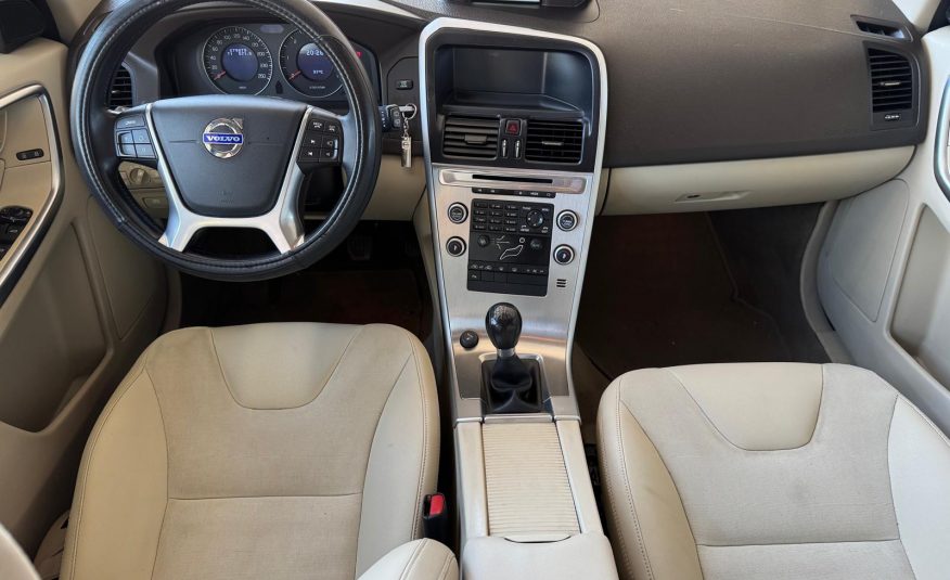 VOLVO XC60 2.4 D4 175Cv