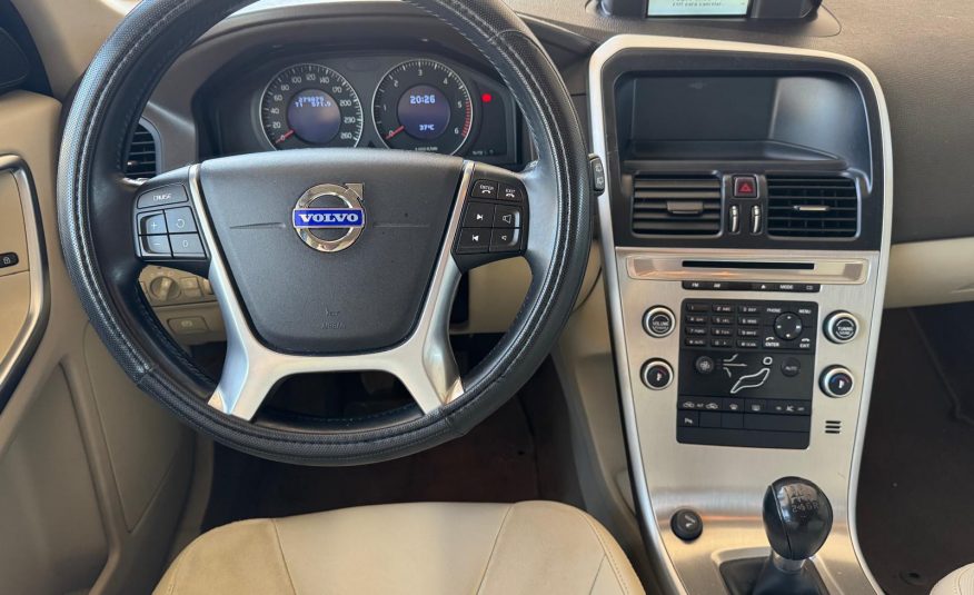VOLVO XC60 2.4 D4 175Cv