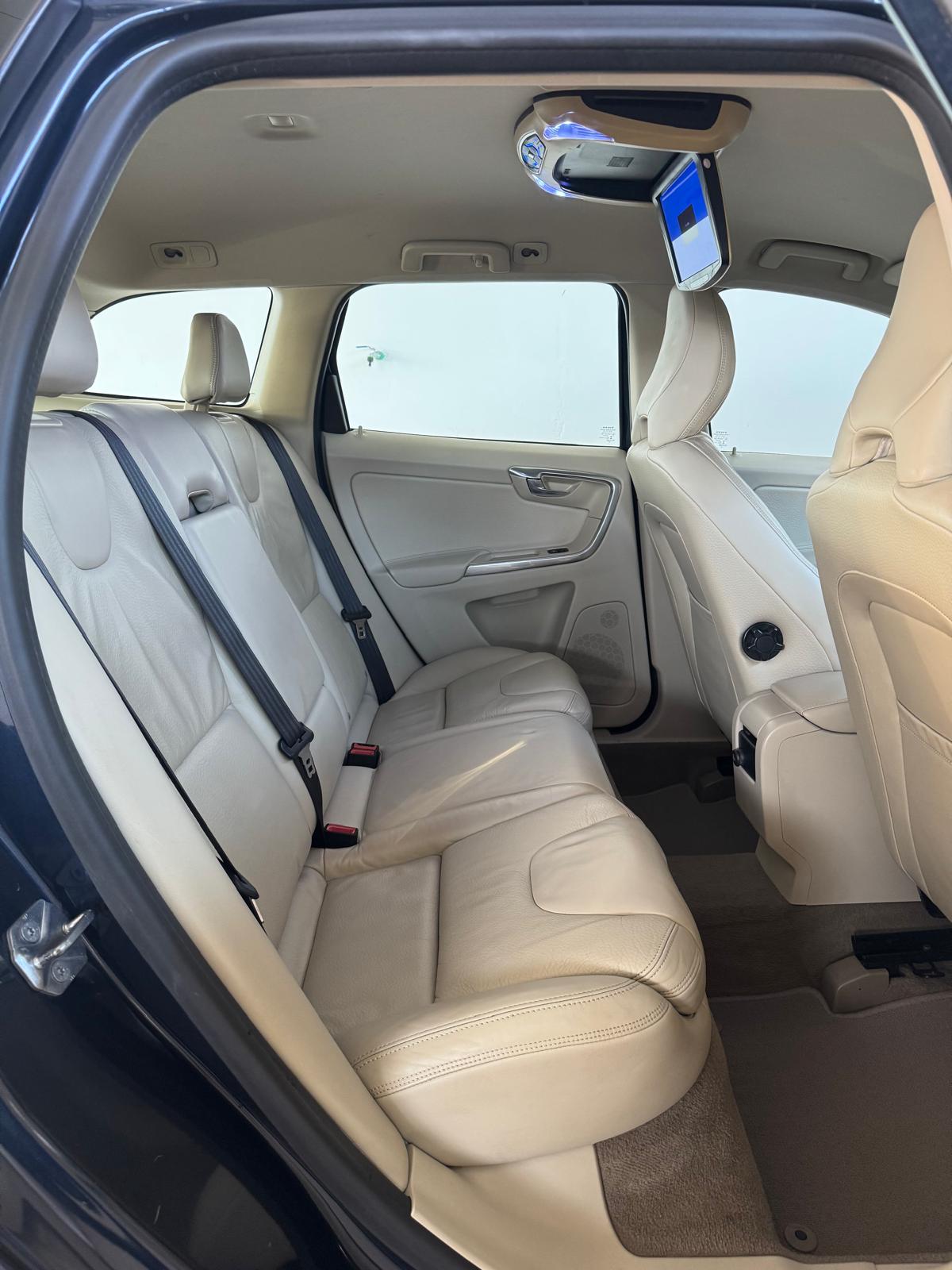 VOLVO XC60 2.0 D3 136Cv Automático