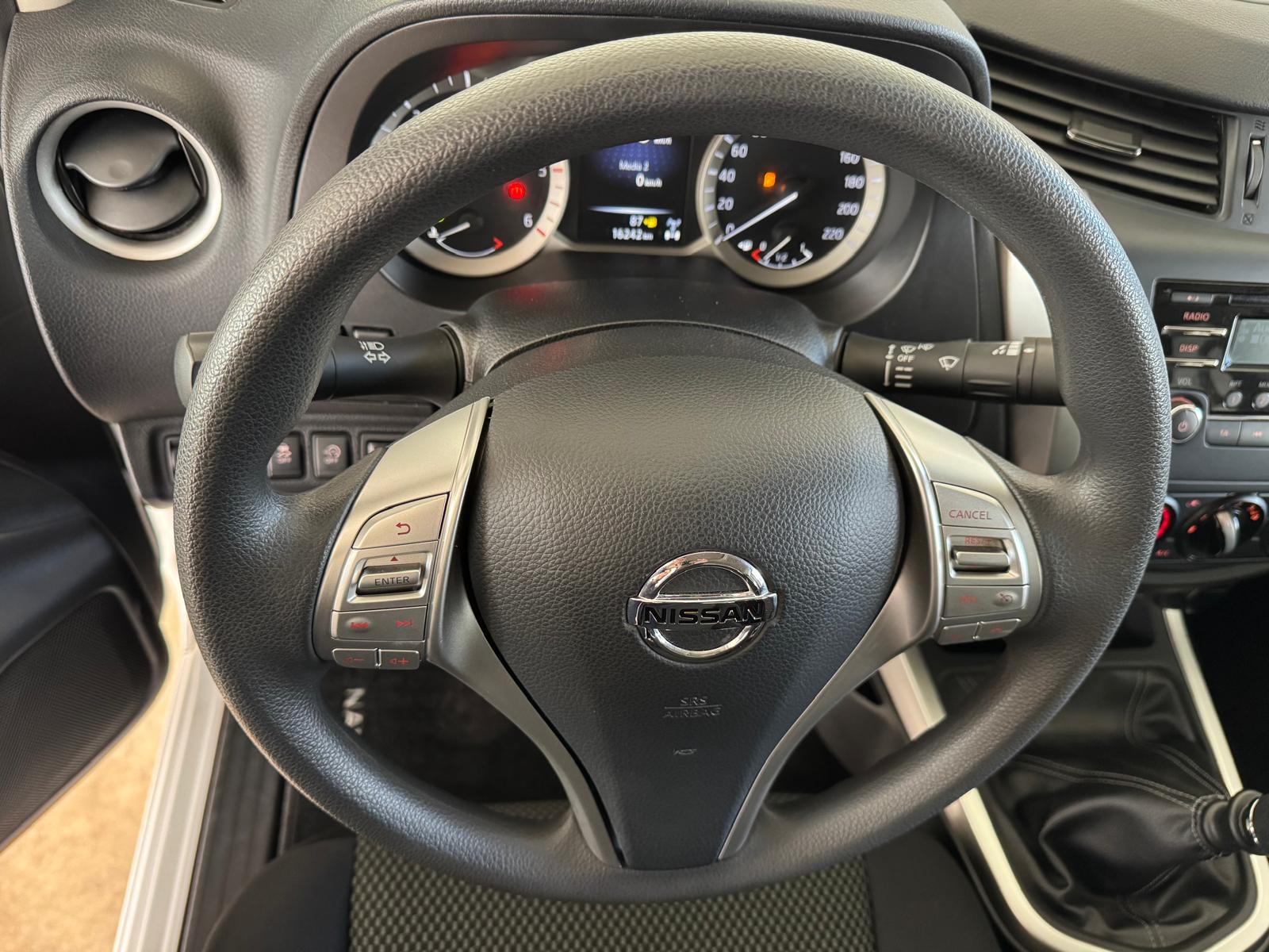 NISSAN NAVARA 2.3 DCI 160Cv Visia