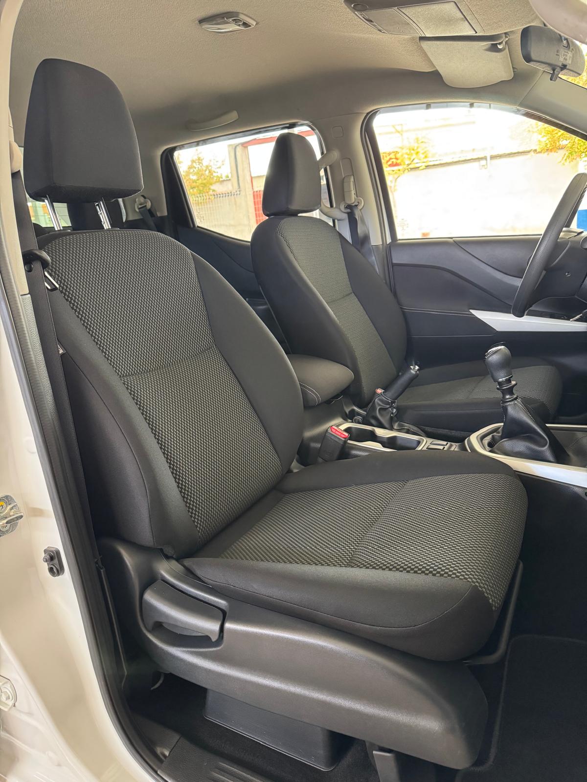 NISSAN NAVARA 2.3 DCI 160Cv Visia