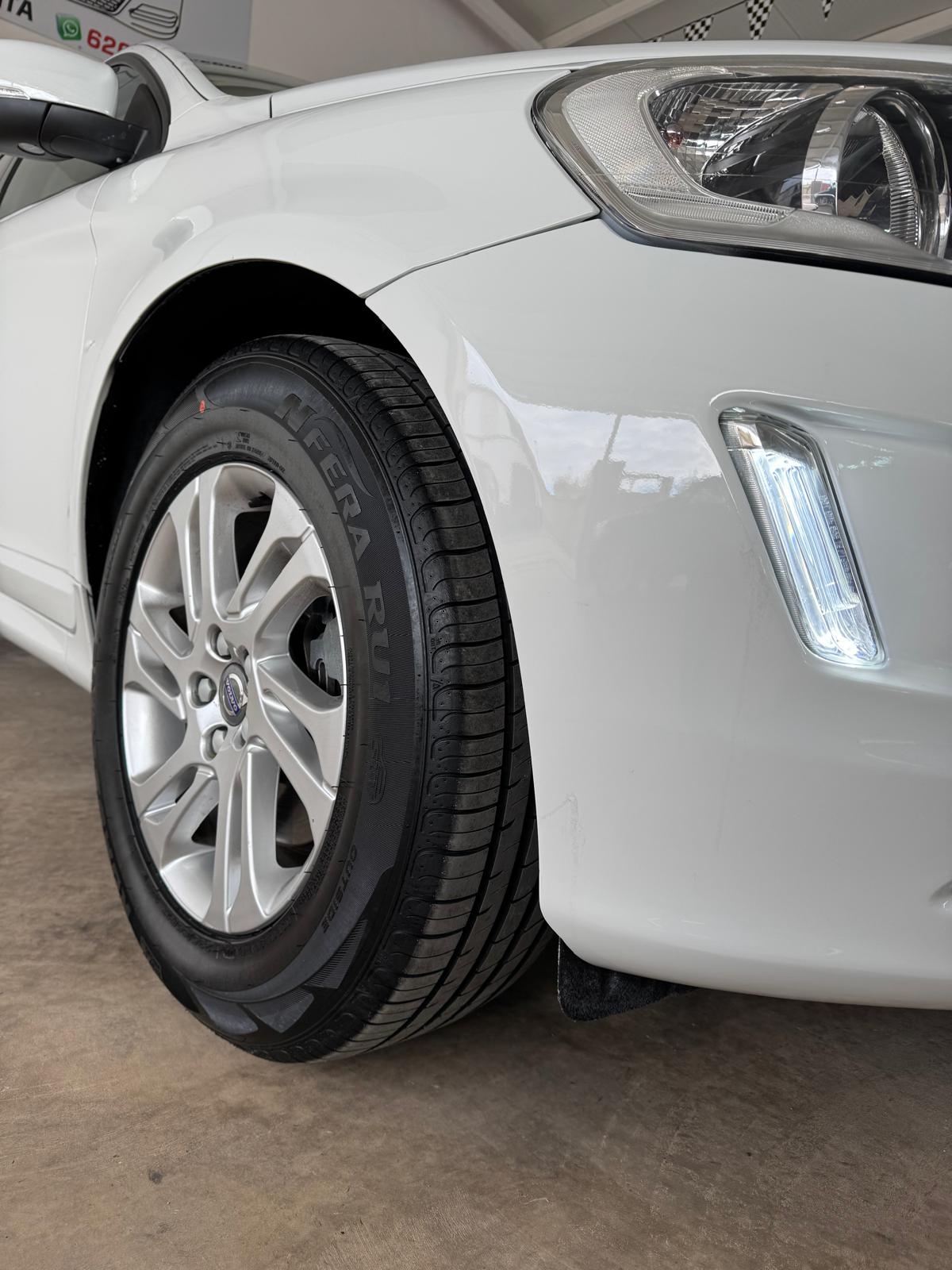 VOLVO XC60 2.0 D3 150Cv