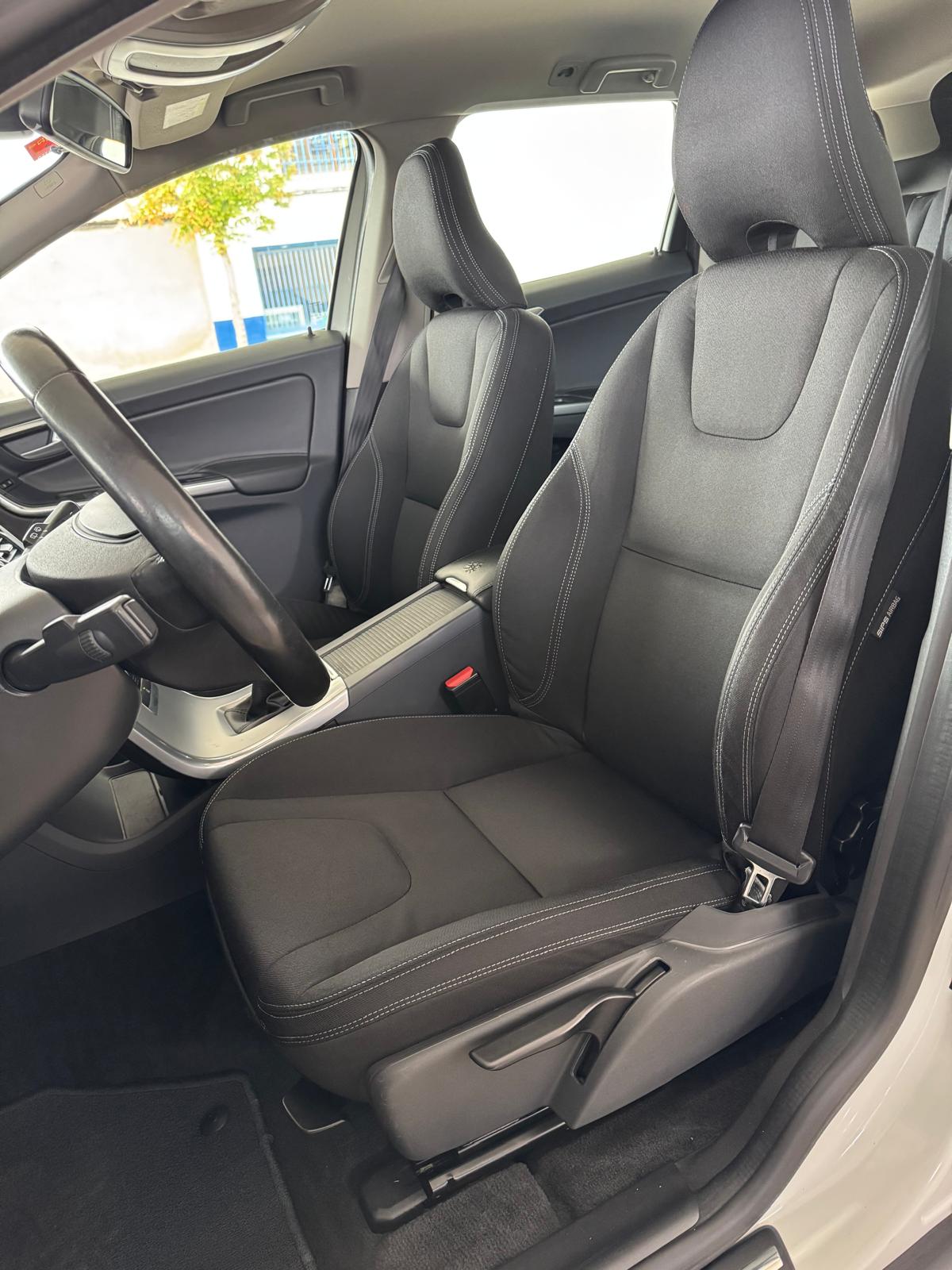 VOLVO XC60 2.0 D3 150Cv