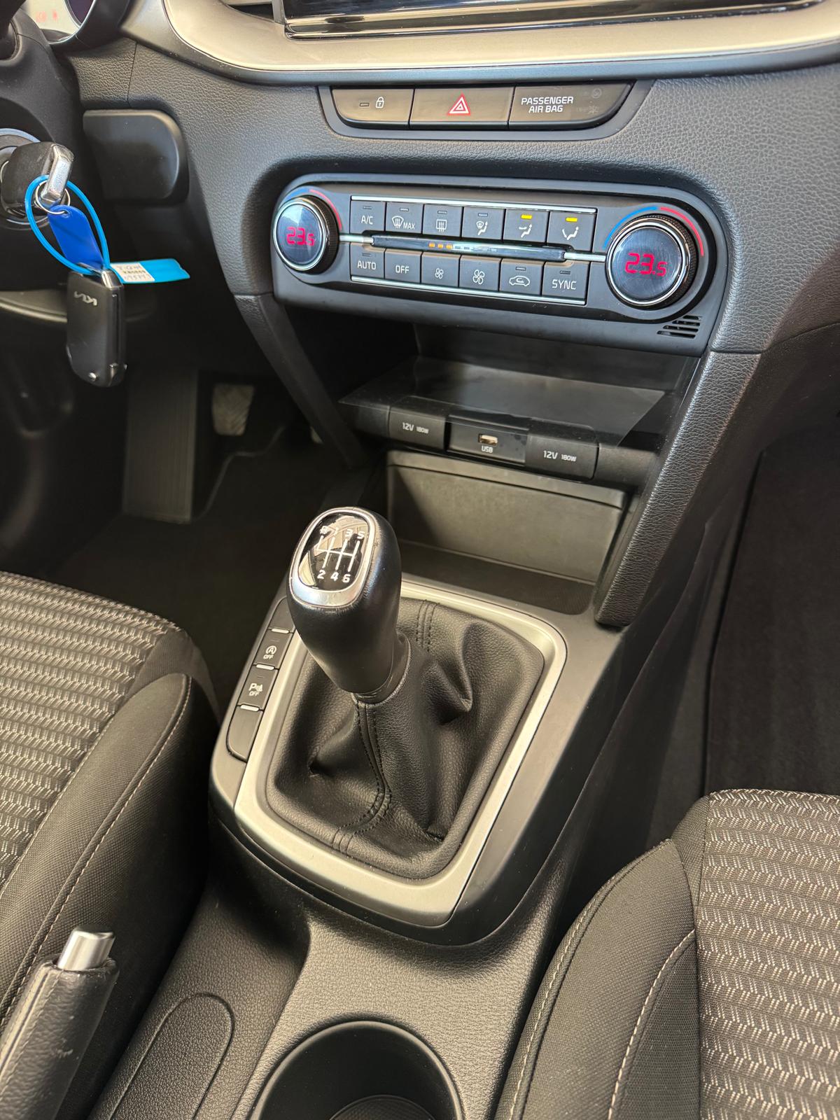 KIA XCeed 1.0 T-GDI 120Cv