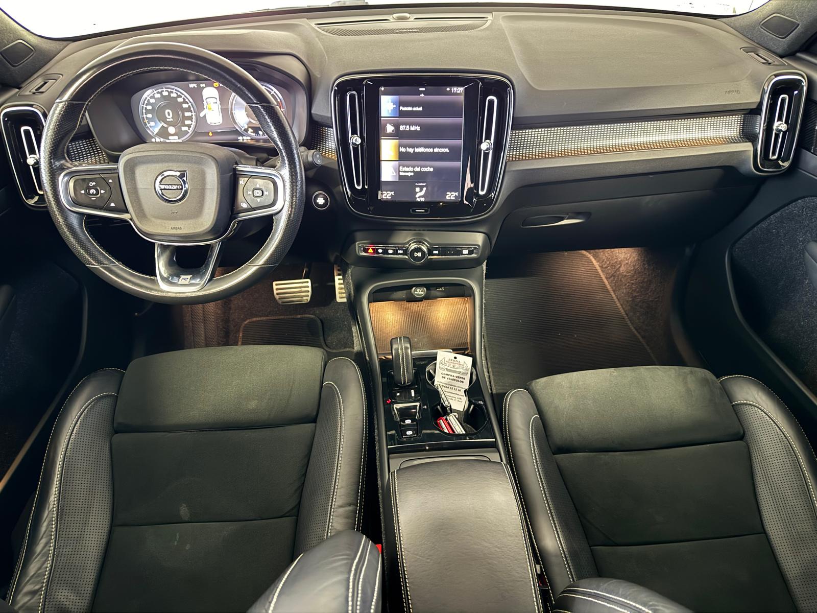 VOLVO XC40 R-DESIGN 2.0 D4 190CV AWD Automático