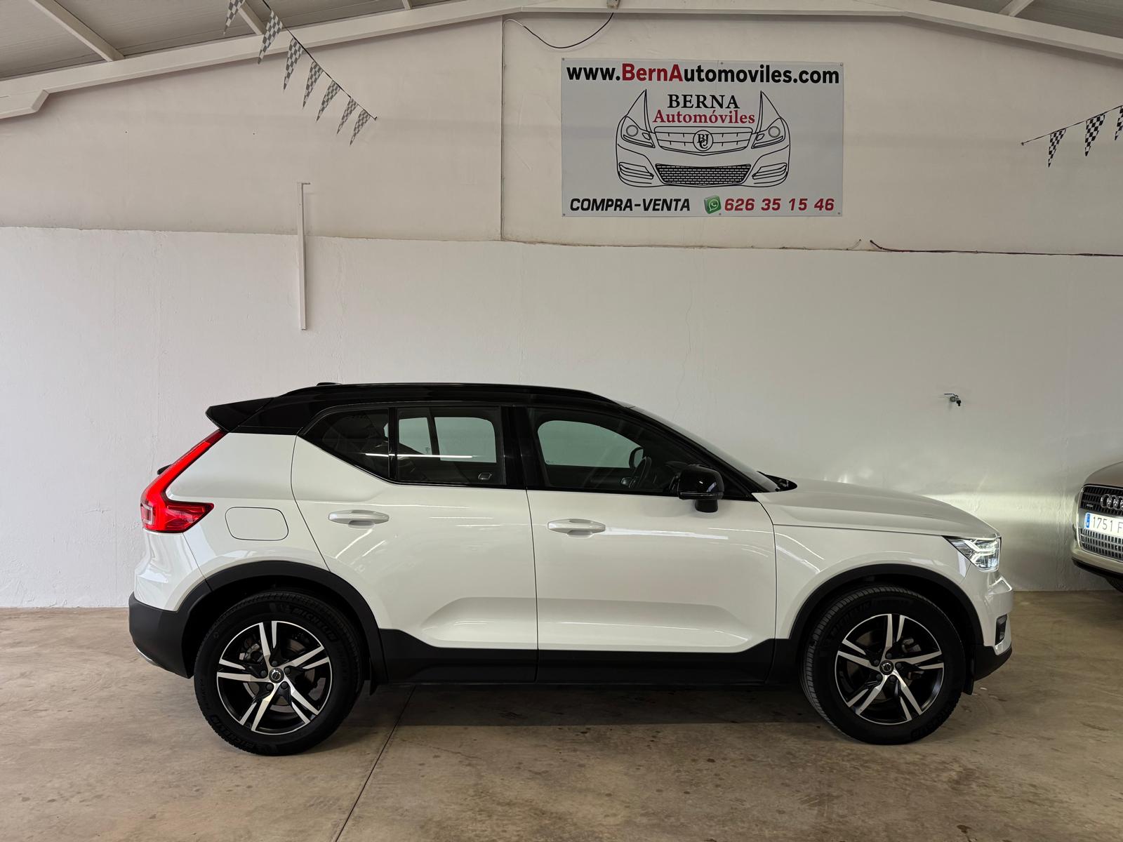 VOLVO XC40 R-DESIGN 2.0 D4 190CV AWD Automático
