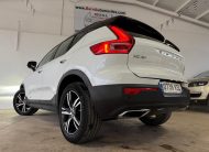VOLVO XC40 R-DESIGN 2.0 D4 190CV AWD Automático