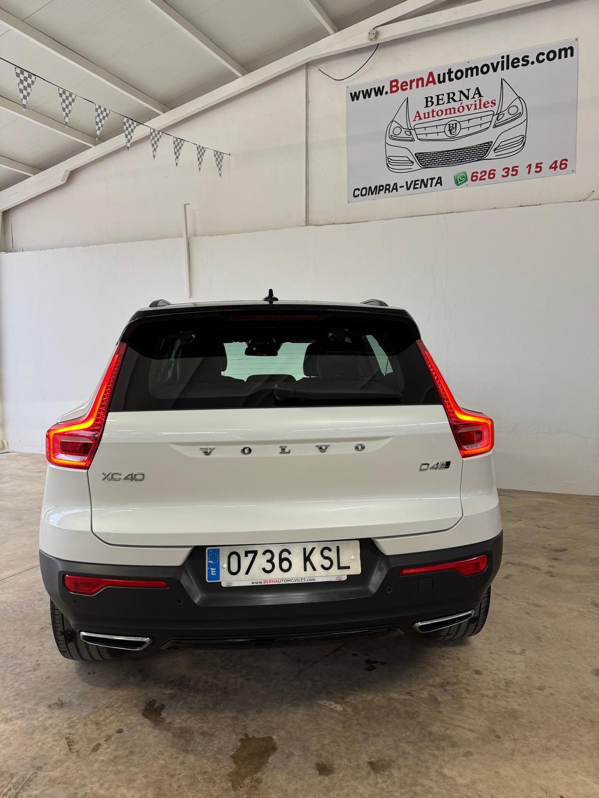 VOLVO XC40 R-DESIGN 2.0 D4 190CV AWD Automático