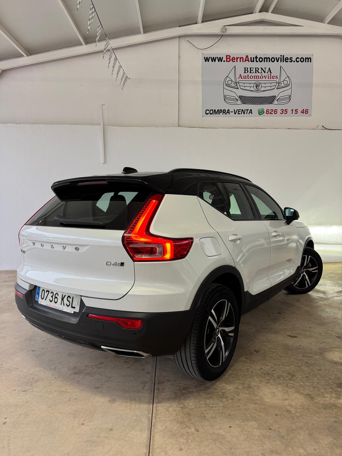 VOLVO XC40 R-DESIGN 2.0 D4 190CV AWD Automático