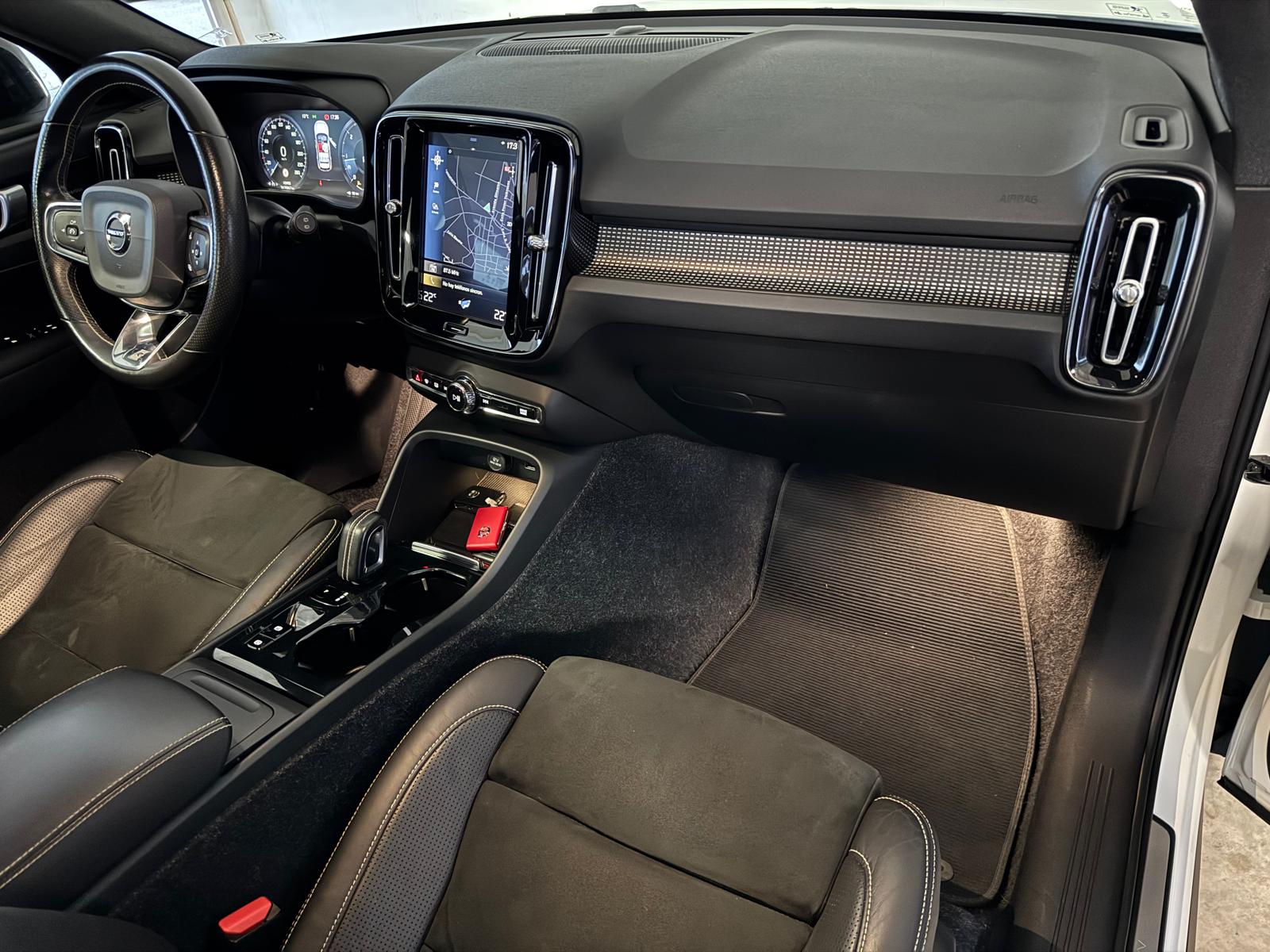 VOLVO XC40 R-DESIGN 2.0 D4 190CV AWD Automático