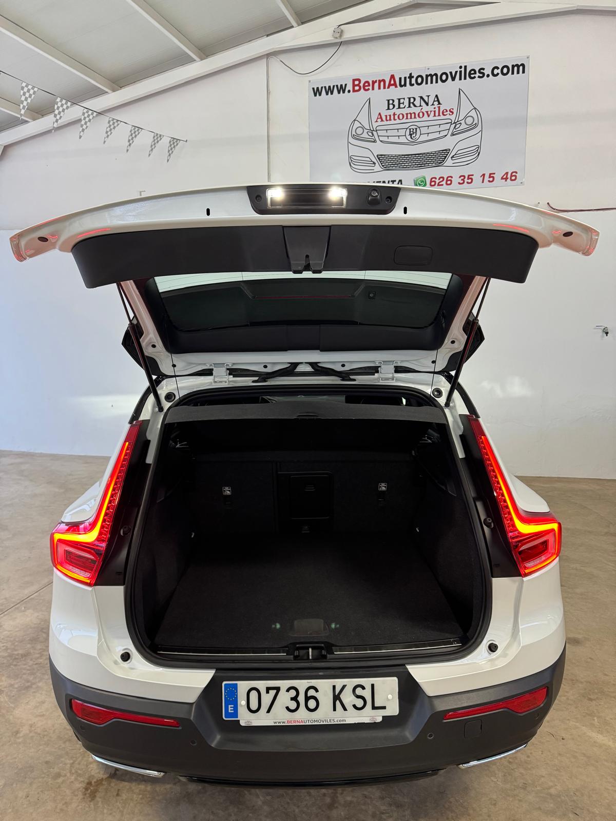 VOLVO XC40 R-DESIGN 2.0 D4 190CV AWD Automático