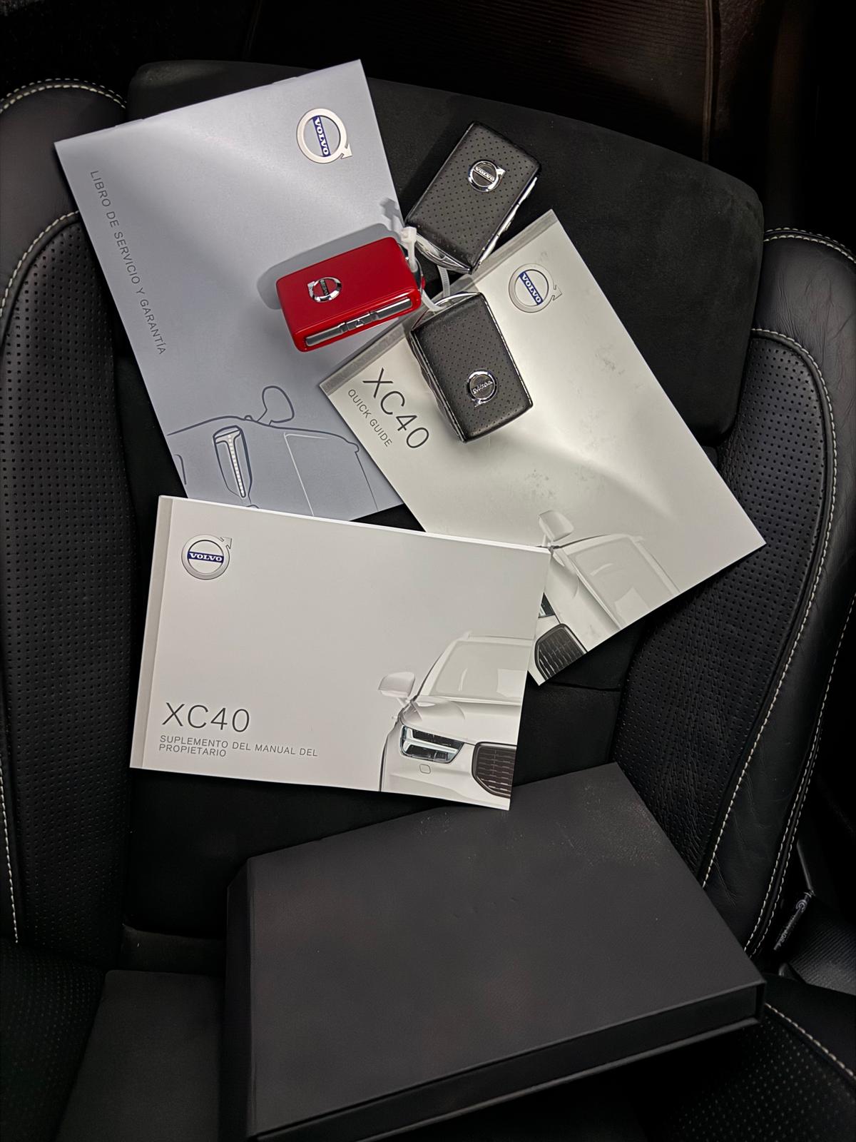 VOLVO XC40 R-DESIGN 2.0 D4 190CV AWD Automático