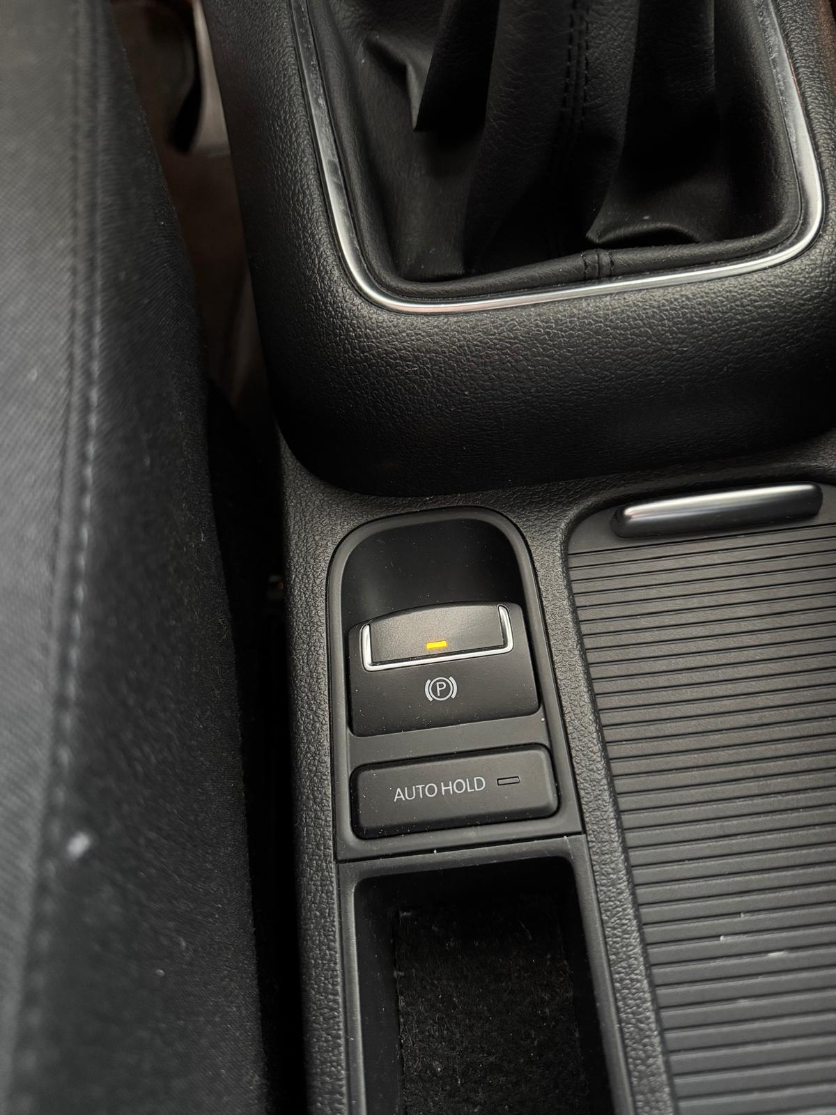 VOLKSWAGEN TIGUAN 2.0 TDI 140Cv Sport 4X2