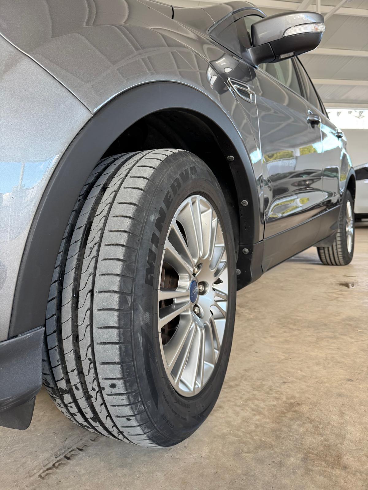 FORD KUGA 2.0 TDCI 140Cv Titanium 4×2