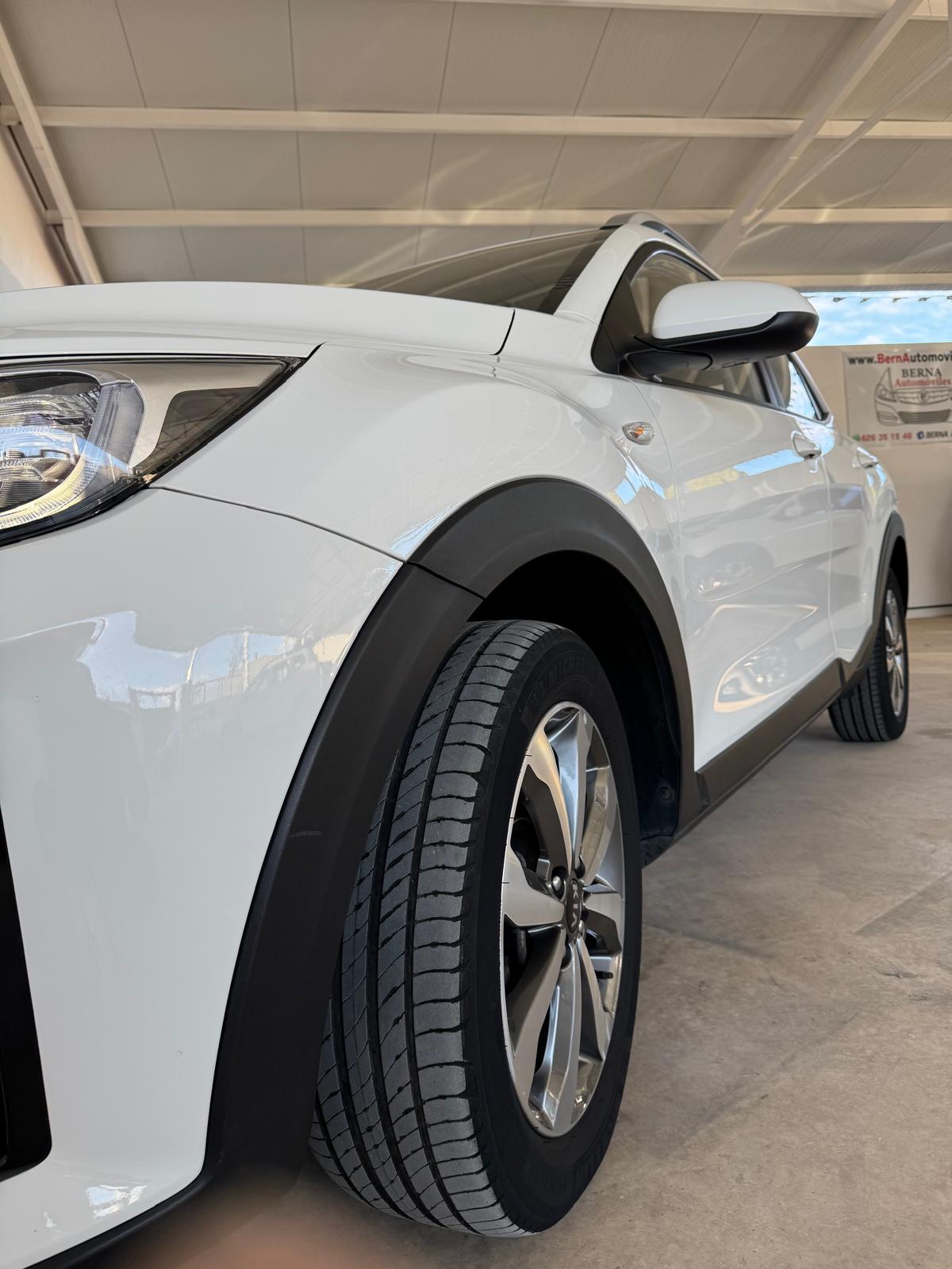 KIA STONIC 1.0 T-GDI 100Cv MHEV *ECO Híbrido/Gasolina