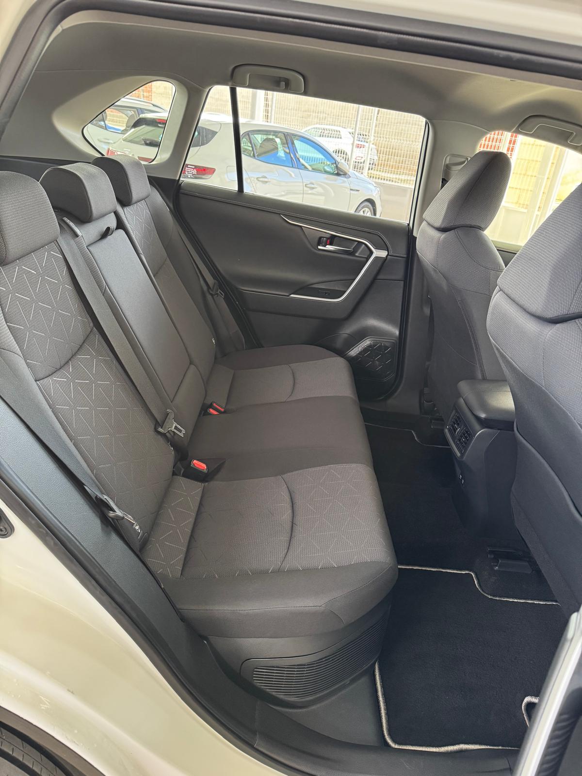 TOYOTA RAV4 2.5 Hybrid 218Cv Automático *ECO*