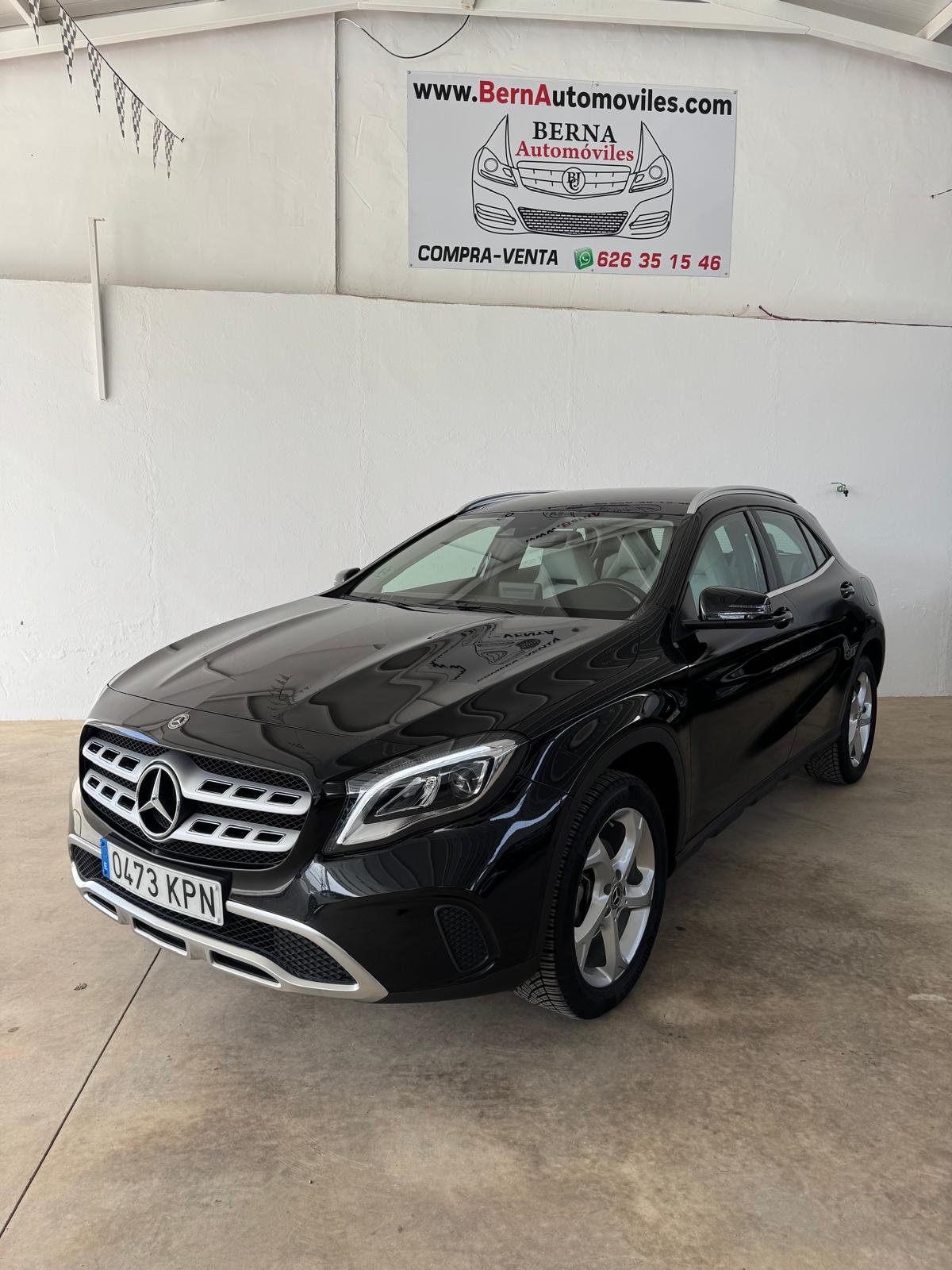 MERCEDES GLA 200d 136c Automático