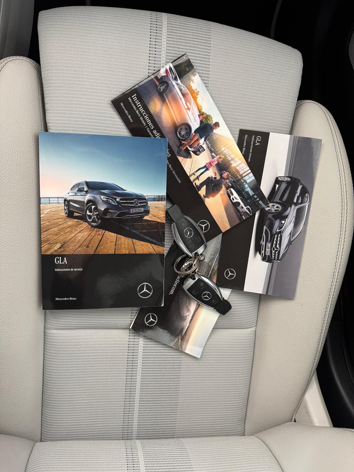 MERCEDES GLA 200d 136c Automático