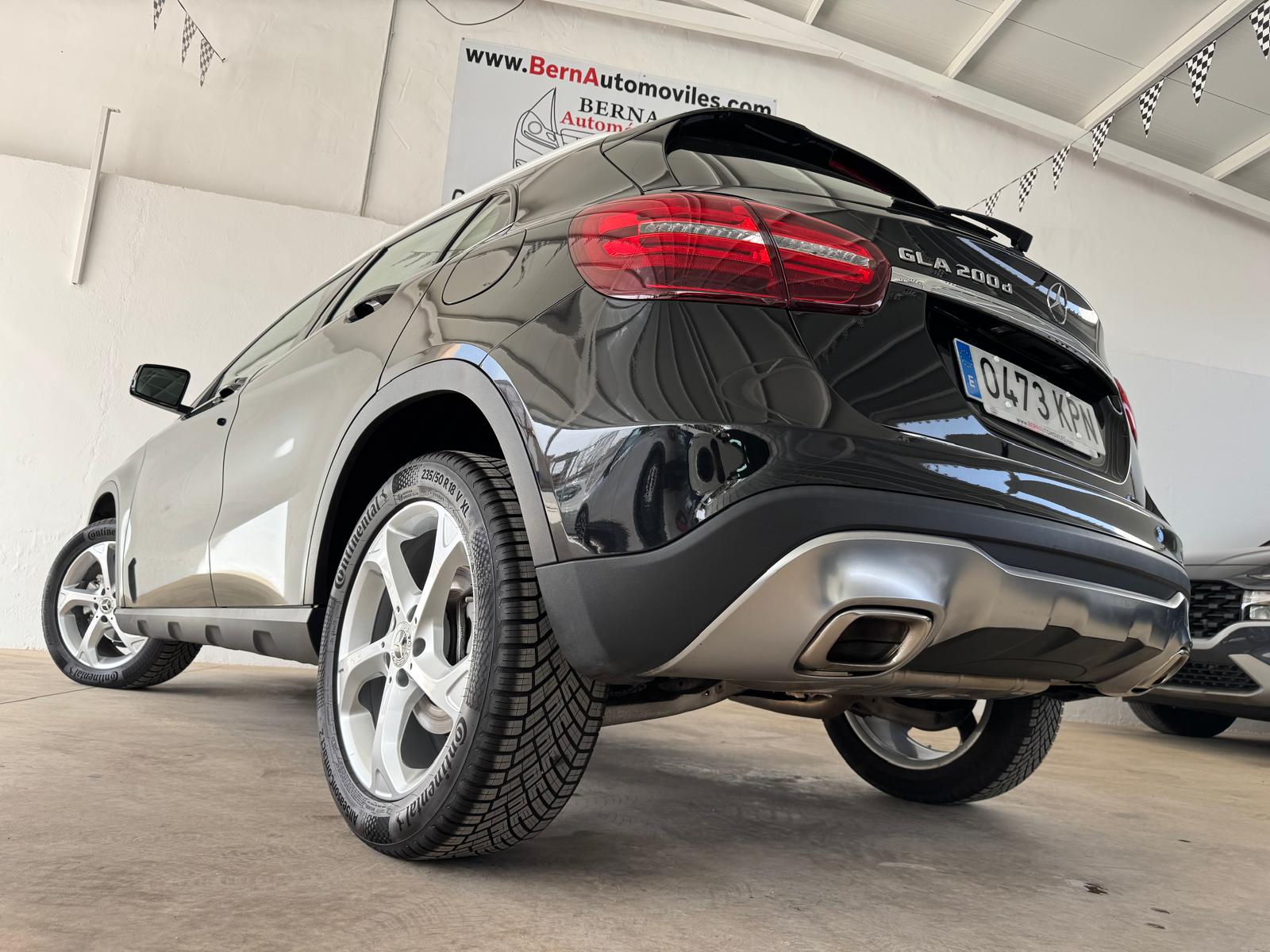MERCEDES GLA 200d 136c Automático