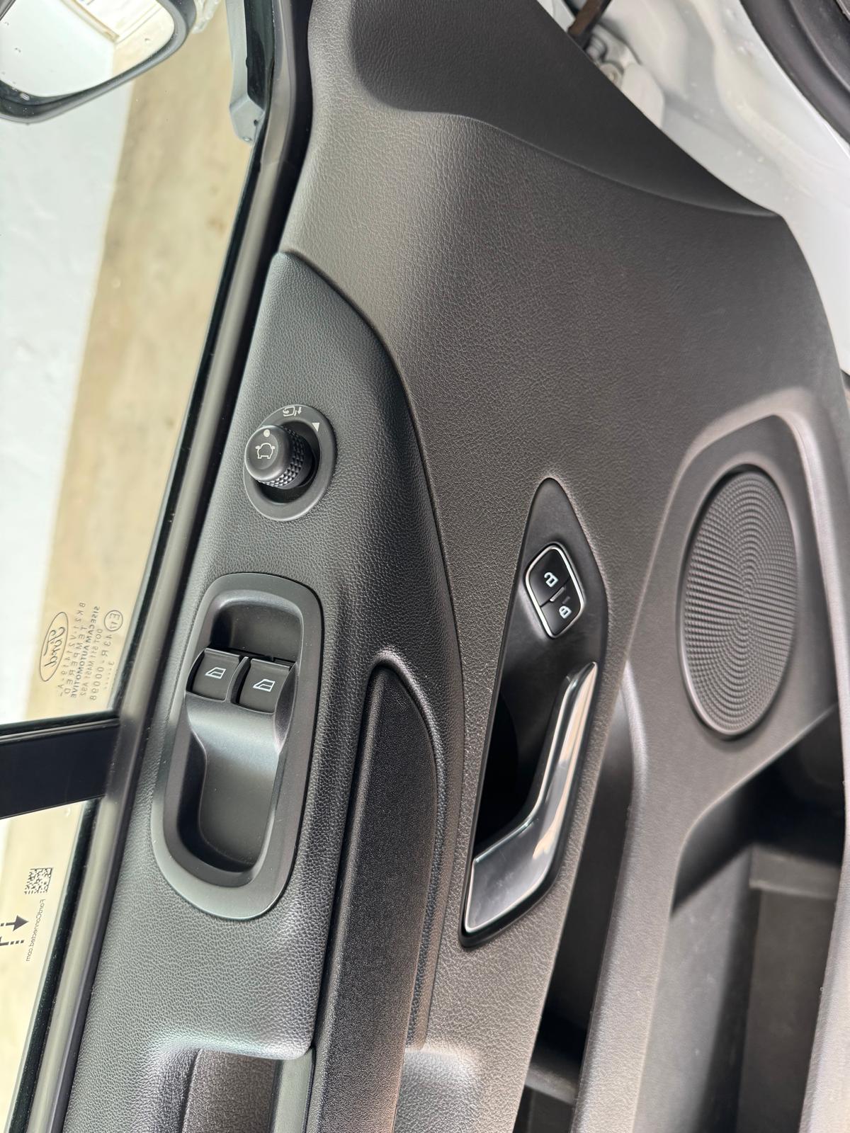 FORD TRANSIT CUSTOM 9 PLAZAS 2.0 TDCI 150CV MHEV *ECO*