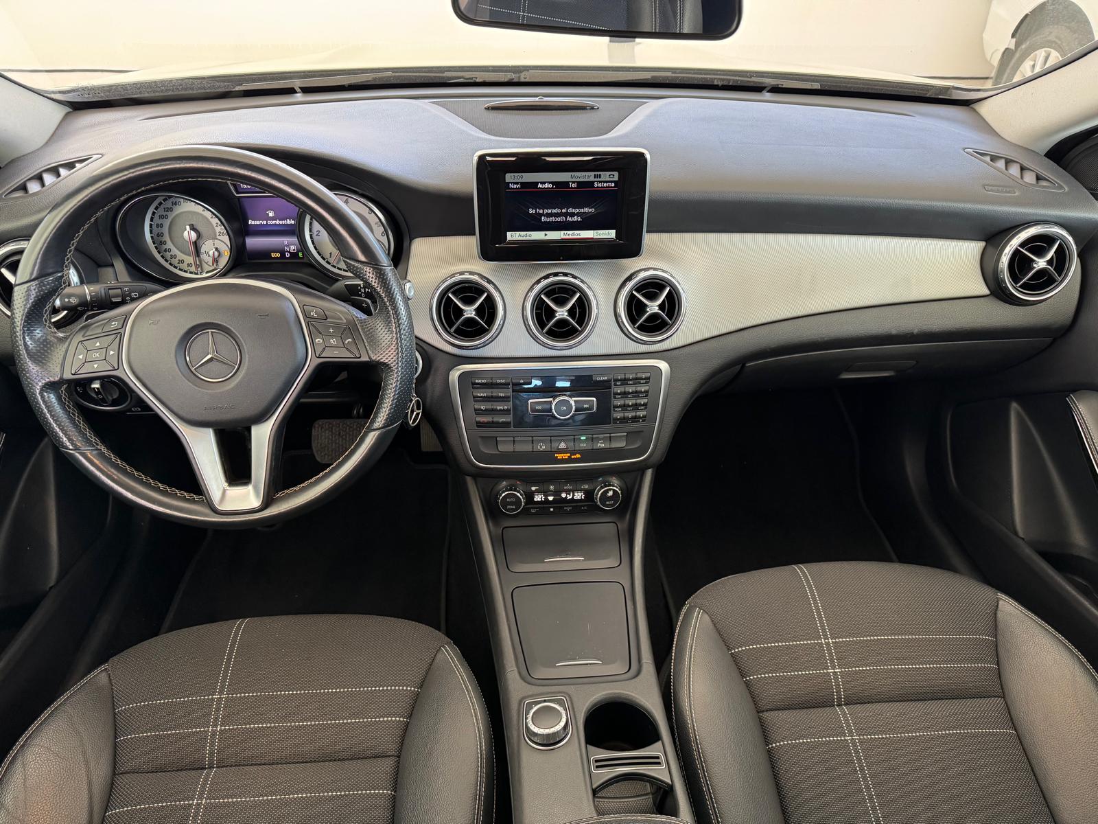 MERCEDES GLA 200d 136Cv Automático *Sin AdBlue*