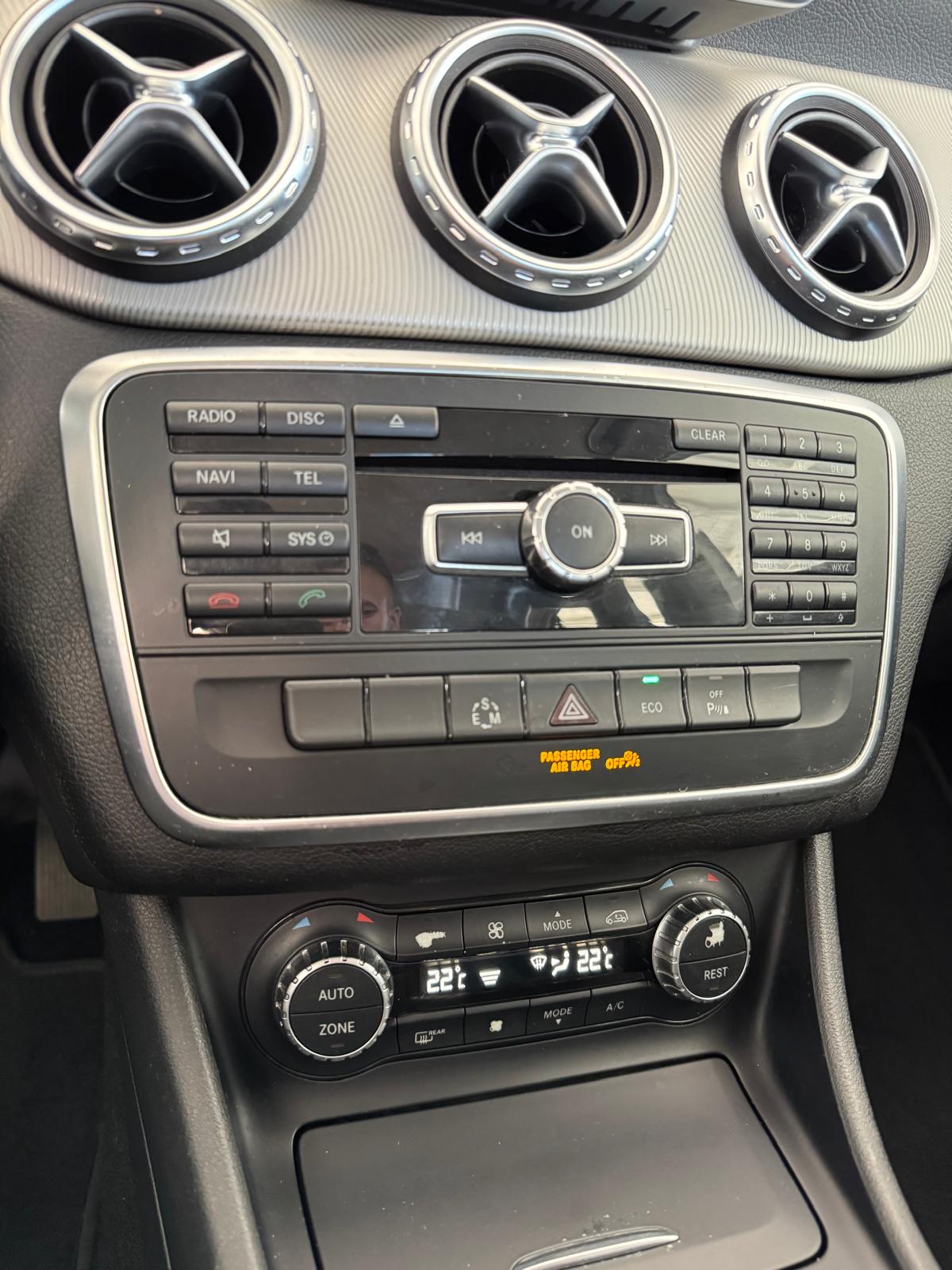 MERCEDES GLA 200d 136Cv Automático *Sin AdBlue*