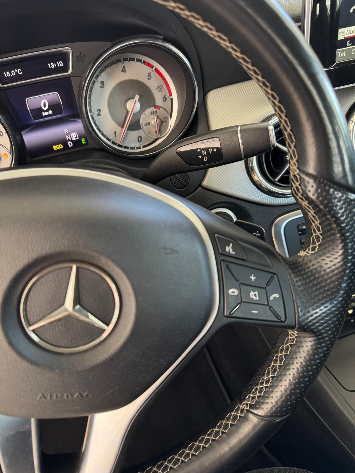 MERCEDES GLA 200d 136Cv Automático *Sin AdBlue*