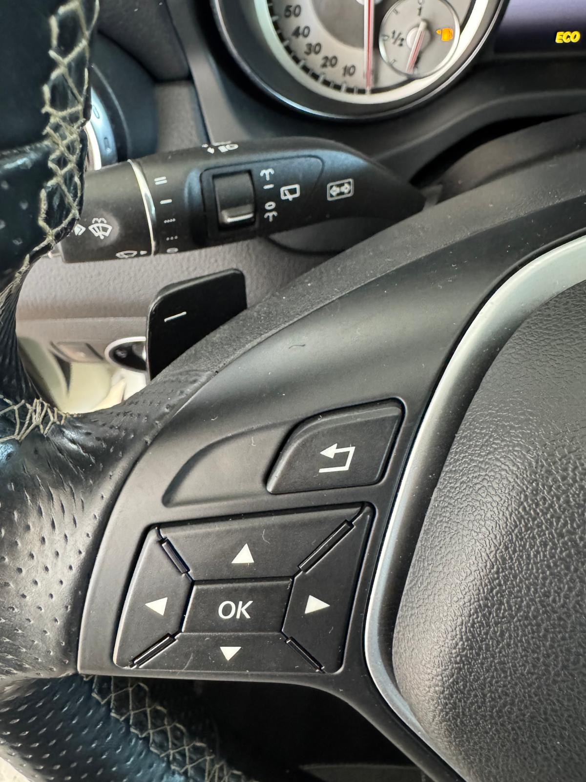 MERCEDES GLA 200d 136Cv Automático *Sin AdBlue*