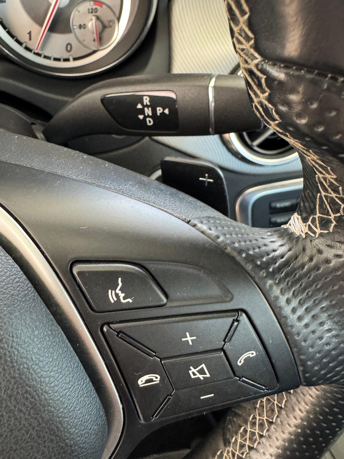 MERCEDES GLA 200d 136Cv Automático *Sin AdBlue*