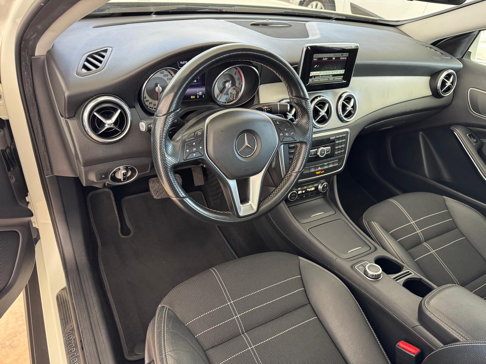 MERCEDES GLA 200d 136Cv Automático *Sin AdBlue*