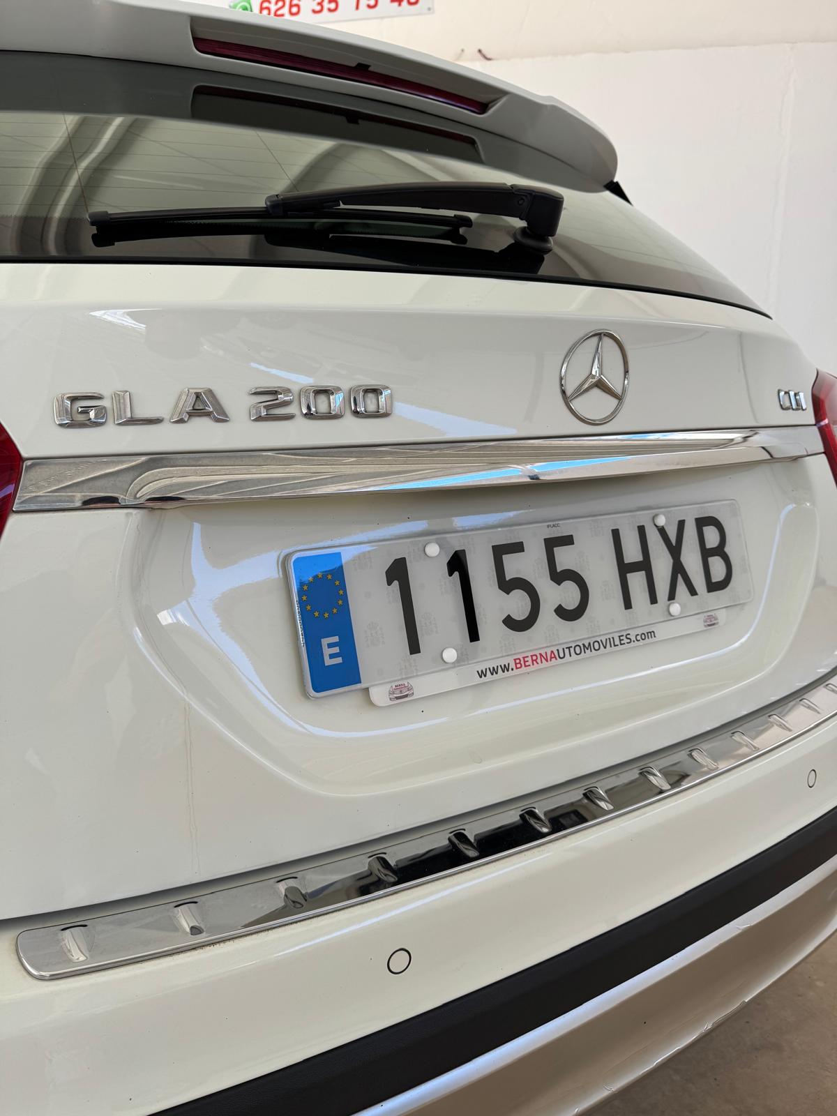 MERCEDES GLA 200d 136Cv Automático *Sin AdBlue*