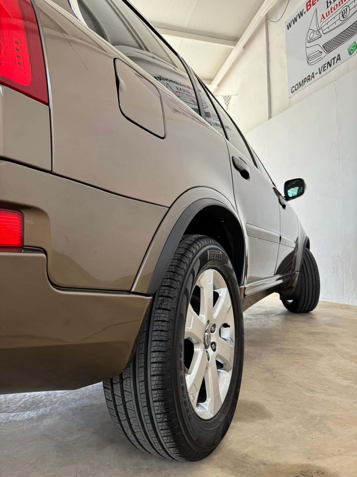 VOLVO XC90 2.4 D5 200Cv AWD Automatico * 7 Plazas *