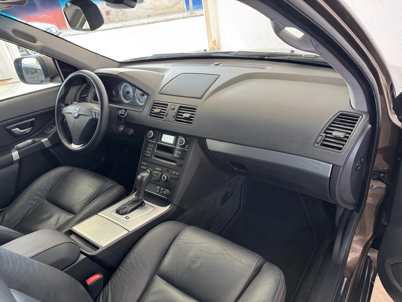 VOLVO XC90 2.4 D5 200Cv AWD Automatico * 7 Plazas *