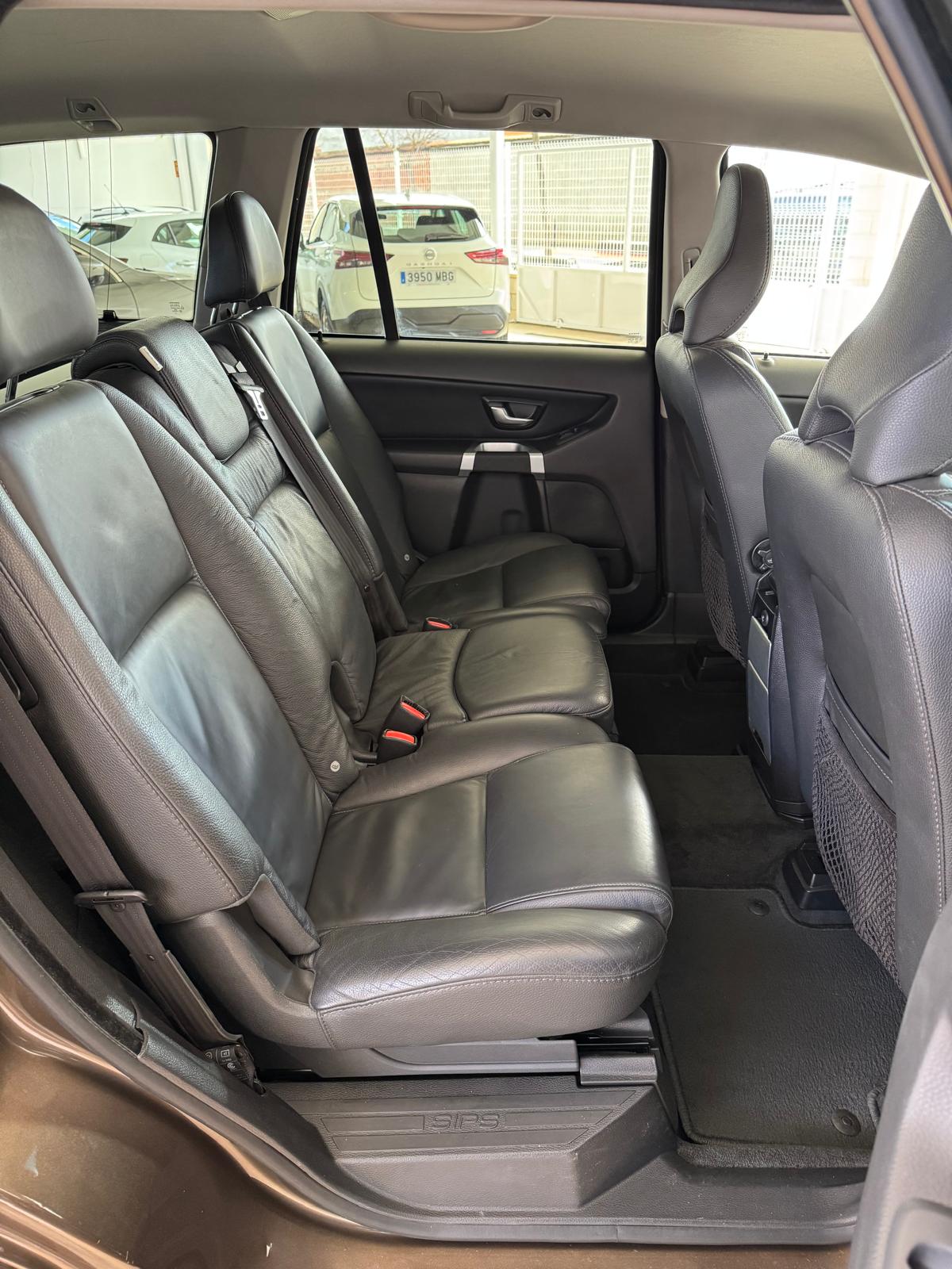 VOLVO XC90 2.4 D5 200Cv AWD Automatico * 7 Plazas *