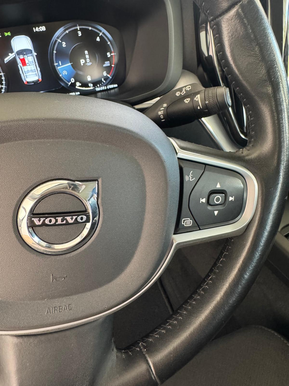 VOLVO XC60 2.0 B4 197Cv AWD Automático MHEV *ECO*