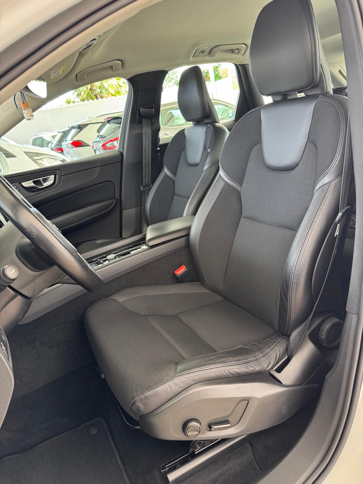 VOLVO XC60 2.0 B4 197Cv AWD Automático MHEV *ECO*