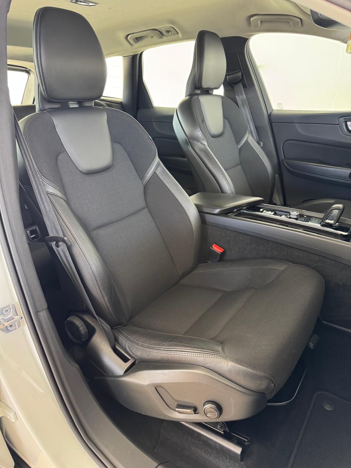 VOLVO XC60 2.0 B4 197Cv AWD Automático MHEV *ECO*