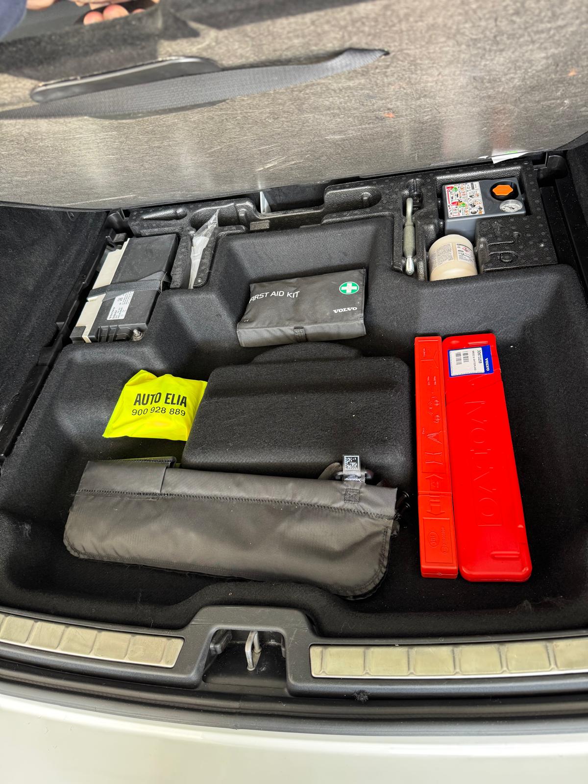 VOLVO XC60 2.0 B4 197Cv AWD Automático MHEV *ECO*