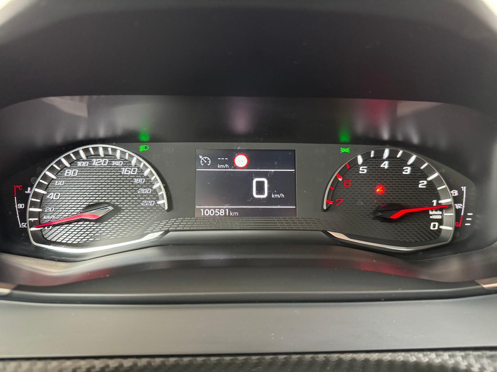 Peugeot 2008 1.5 HDI 100Cv Diesel