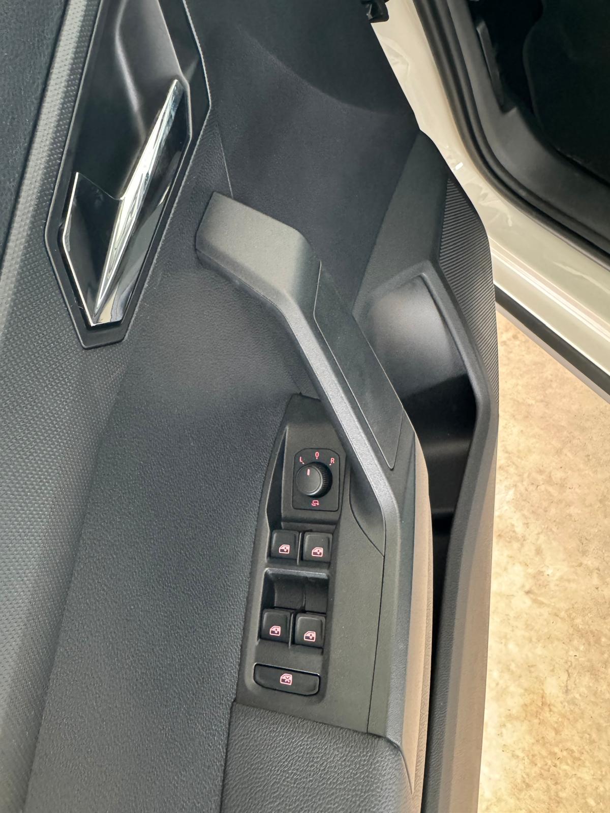SEAT ARONA 1.0 TSI 115Cv *Gasolina